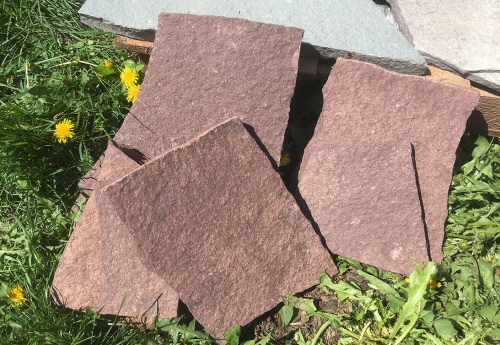 Плитняк лемезит бордовый для цоколя 1,5-2 см купить в Аше