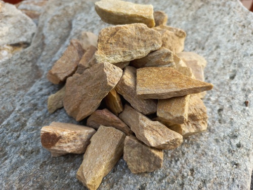 Златолит жёлтый декоративная каменная крошка купить в Аше