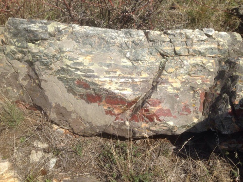 Гигантские зелёные валуны для ландшафтного дизайна весом более 5 тонн купить в Аше