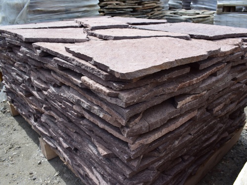 Плитняк лемезит бордовый для облицовки цоколя 20-25 мм  купить в Аше