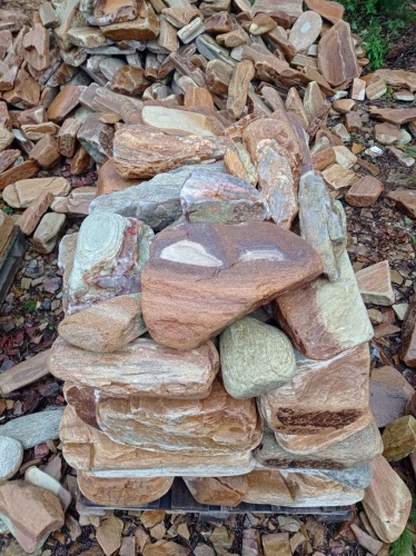 Златолит жёлтый, жёлто-зелёный глыбки и валуны для ланшафтного дизайна купить в Аше