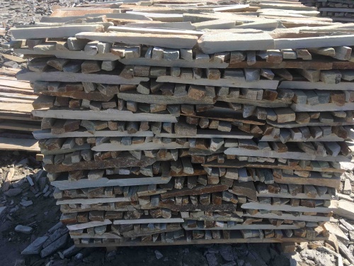 Горбушка златолит золотистый для облицовки купить в Аше