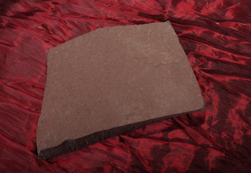 Плитняк лемезит бордовый для цоколя 1,5-2 см купить в Аше