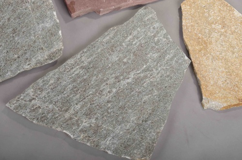 Плитняк златолит Уральский для цоколя, отмостки купить в Аше