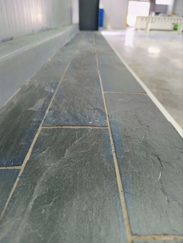 Плитка чёрная из натурального камня фасадная 30 см * 5 см, толщина 7 мм -30 мм купить в Аше